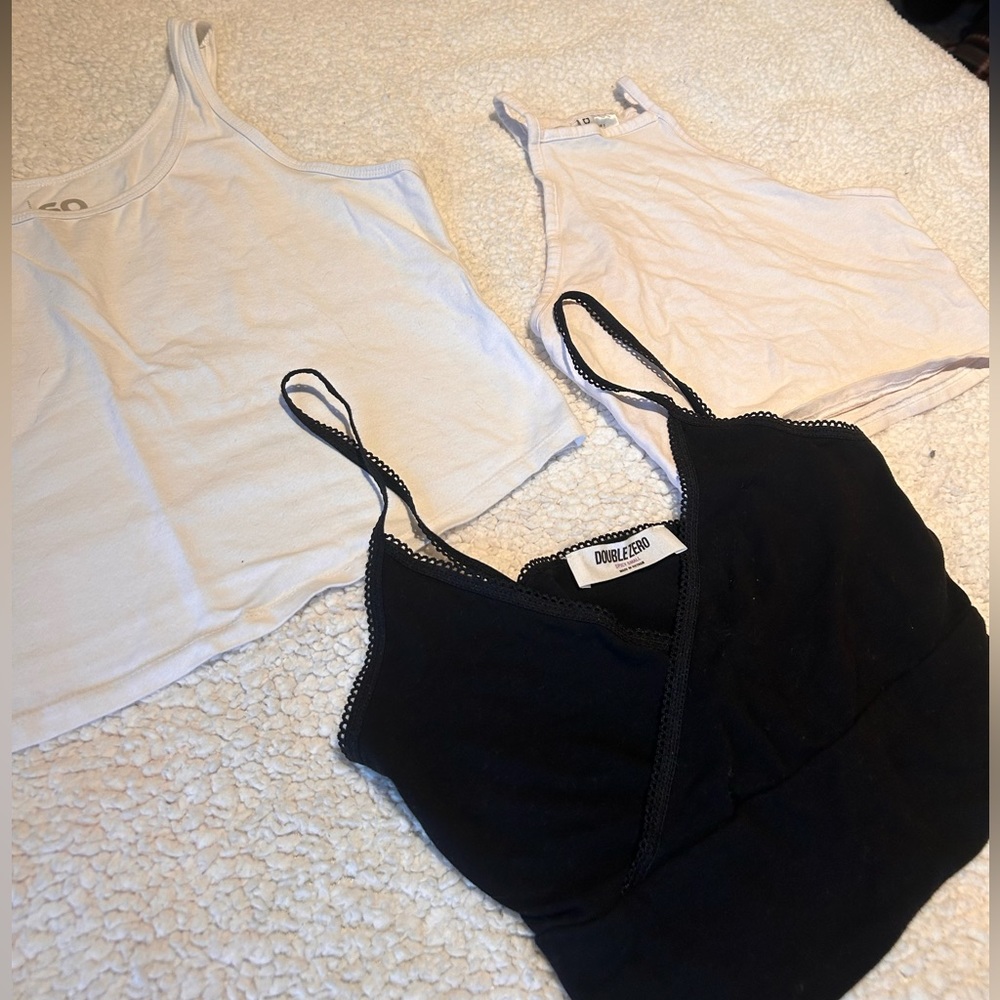 Set of 3 crop tops
